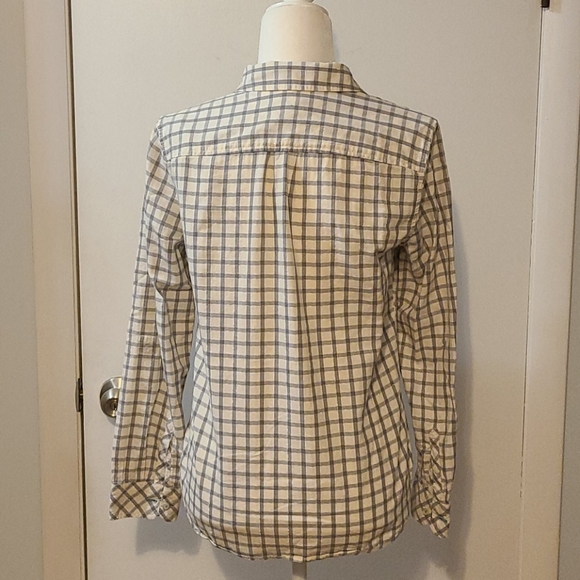 Talbots White, Grey, and Silver Button Down Shirt - Picture 4 of 6